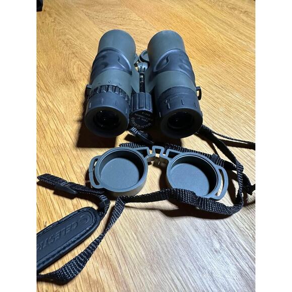 Celestron Outland Waterproof Binoculars - Picture 5 of 9
